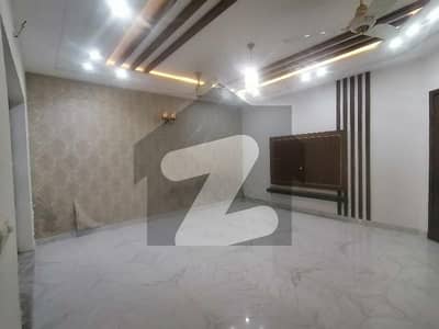 Prime Location In Wapda Town Phase 1 Of Multan, A 7 Marla House Is Available