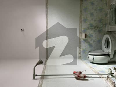 Hayatabad phase 1 sector E3 10 full basement house available for rent