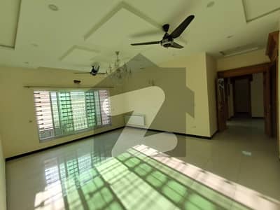 8 Bedroom Full House Available For Rent In -F11