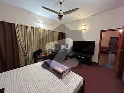 ایس ایم سی ایچ ایس ۔ سندھی مسلم سوسائٹی جمشید ٹاؤن,کراچی میں 8 کمروں کا 1 کنال مکان 15.5 کروڑ میں برائے فروخت۔