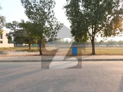 1 Kanal Pair Facing Park Plot For Sale Al Due Clear