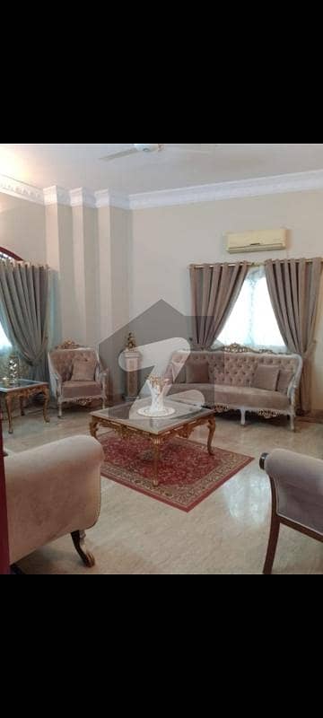 Get A 400 Square Yards House For sale In Gulistan-e-Jauhar - Block 2