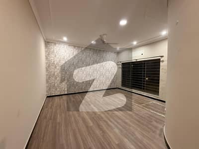 1 Kanal House For Rent
