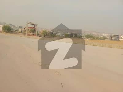 10 Marla Plot For Sale In K Block