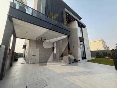1 KANAL BRAND NEW MODERN HOUSE AVAILABLE FOR SALE IN PRIME LOCATION OF IEP EINGEERING TOWN