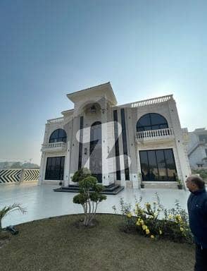 10 Marla Residential Plot For Sale In Bahria Town LHR