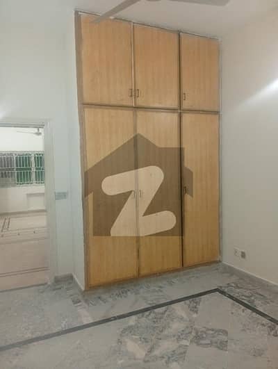 5 Marla ground portion avelable for rent in Pakistan town phase 1