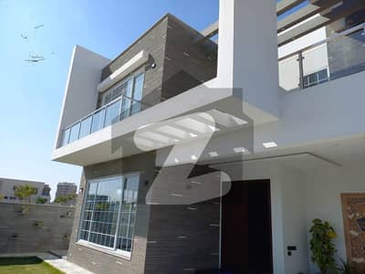 5 Bed Room Luxury Villa at Prime Location in Bahria Town Karachi, 2km from main gate, near commercial, gallery and IMTIAZ Mega Store