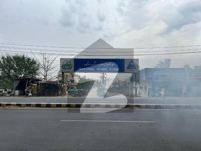 موہلنوال سکیم . بلاک ڈی موہلنوال سکیم,لاہور میں 1 کنال کمرشل پلاٹ 14.0 کروڑ میں برائے فروخت۔