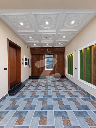 5 Marla House For sale In Beautiful Fatima Avenue