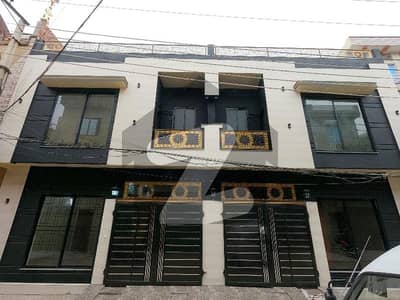 سبزہ زار سکیم ۔ بلاک پی سبزہ زار سکیم,لاہور میں 5 کمروں کا 5 مرلہ مکان 3.0 کروڑ میں برائے فروخت۔