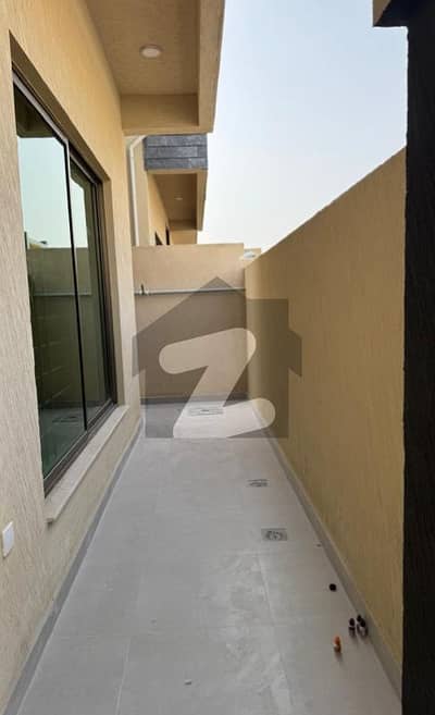 A Well Designed House Is Up For Sale In An Ideal Location In Karachi