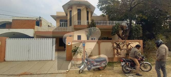 Kanal 5 Bed House Double Kitchen Available For Rent In Dha Phase 1