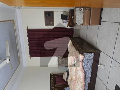 علامہ اقبال ٹاؤن ۔ نشتر بلاک علامہ اقبال ٹاؤن,لاہور میں 5 کمروں کا 1 کنال مکان 6.5 کروڑ میں برائے فروخت۔