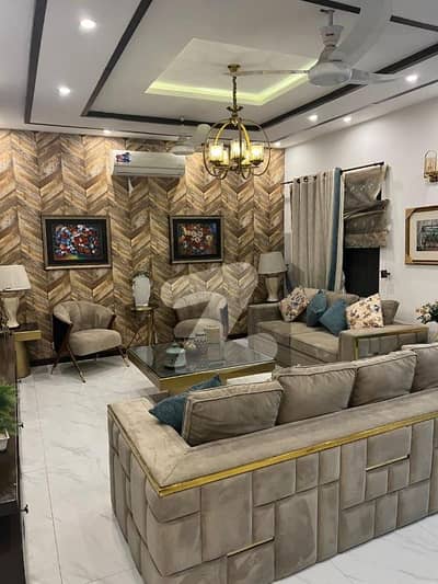 1 Kanal House Full Furnished Available For Rent