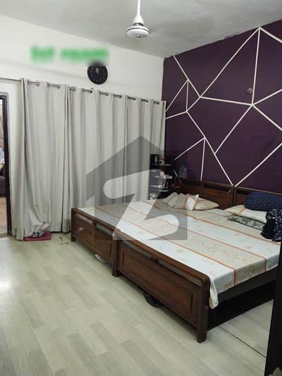 نارتھ ناظم آباد ۔ بلاک آئی نارتھ ناظم آباد,کراچی میں 8 کمروں کا 8 مرلہ مکان 4.65 کروڑ میں برائے فروخت۔