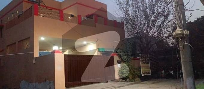 یو بی ایل ہاؤسنگ سوسائٹی لاہور میں 4 کمروں کا 8 مرلہ مکان 2.5 کروڑ میں برائے فروخت۔