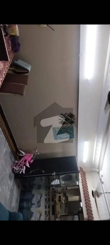 گلشنِ اقبال گلشنِ اقبال ٹاؤن,کراچی میں 3 کمروں کا 6 مرلہ فلیٹ 1.35 کروڑ میں برائے فروخت۔