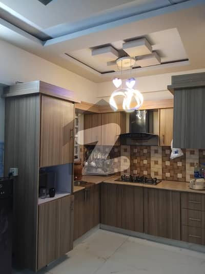 گلستانِِ جوہر ۔ بلاک 7 گلستانِ جوہر,کراچی میں 2 کمروں کا 5 مرلہ فلیٹ 1.5 کروڑ میں برائے فروخت۔