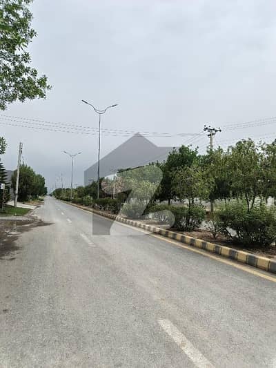 North Facing kanal plot Available for sale in zone 1 sector sector C2