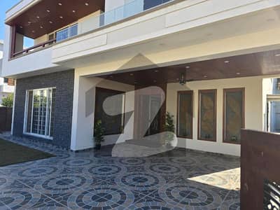 ڈی ایچ اے فیز 2 - سیکٹر ڈی ڈی ایچ اے ڈیفینس فیز 2,ڈی ایچ اے ڈیفینس,اسلام آباد میں 6 کمروں کا 1 کنال مکان 10.0 کروڑ میں برائے فروخت۔