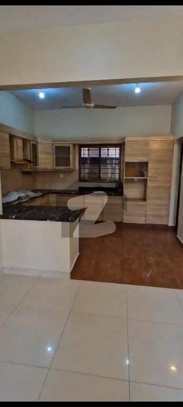 ڈی ایچ اے فیز 7 ایکسٹینشن ڈی ایچ اے ڈیفینس,کراچی میں 2 کمروں کا 12 مرلہ زیریں پورشن 1.3 لاکھ میں کرایہ پر دستیاب ہے۔