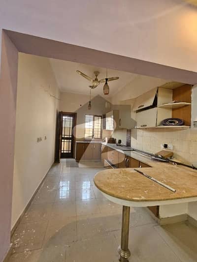 8 marla house for rent