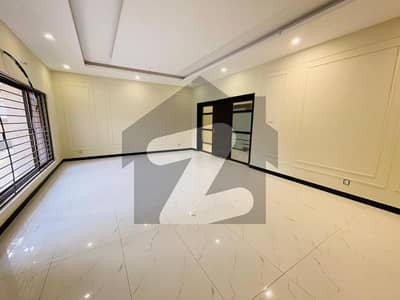 HOUSE FOR RENT IN F-7