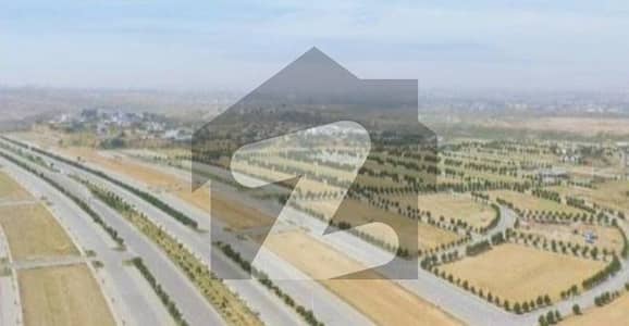 ڈی ایچ اے فیز 5 - سیکٹر سی ڈی ایچ اے ڈیفینس فیز 5,ڈی ایچ اے ڈیفینس,اسلام آباد میں 1 کنال رہائشی پلاٹ 3.9 کروڑ میں برائے فروخت۔