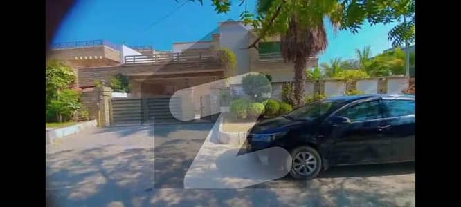 Chance Deal Corner Luxurious Beautiful Independent House 500 Sq Yards For Sale