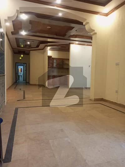 جوڈیشل کالونی لاہور میں 5 کمروں کا 10 مرلہ مکان 2.8 کروڑ میں برائے فروخت۔