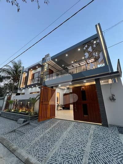 سادی ٹاؤن - بلاک 4 سعدی ٹاؤن,سکیم 33,کراچی میں 8 کمروں کا 16 مرلہ مکان 6.65 کروڑ میں برائے فروخت۔