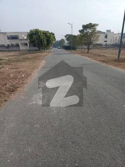 phase 7 Q block kanal. plot on good location in good price