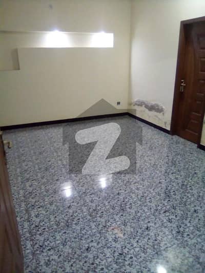10 MARLA SLIGHTLY USED UPPER PORTION IS AVAILABLE FOR RENT ON TOP LOCATION OF WAPDA TOWN LAHORE