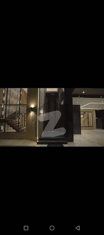 ڈی ایچ اے فیز 8 - بلاک ڈبلیو فیز 8,ڈیفنس (ڈی ایچ اے),لاہور میں 5 کمروں کا 1 کنال مکان 15.0 کروڑ میں برائے فروخت۔