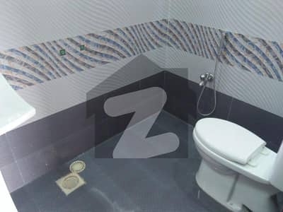 1 KANAL SLIGHTLY USED UPPER PORTION IS AVAILABLE FOR RENT ON TOP LOCATION OF WAPDA TOWN LAHORE