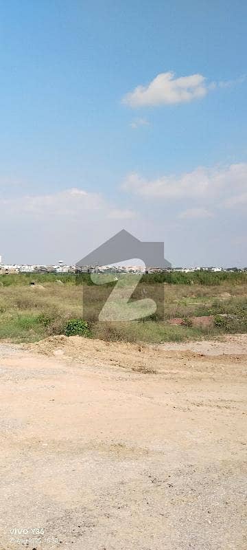 G14/1 plot for Sale Size 40*80 clear land confirm plot