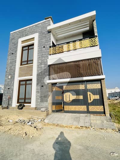 پام ولیج حیدرآباد بائی پاس,حیدر آباد میں 6 کمروں کا 6 مرلہ مکان 3.3 کروڑ میں برائے فروخت۔