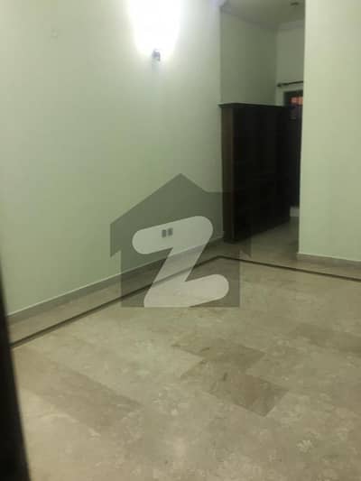 جی ۔ 9/3 جی ۔ 9,اسلام آباد میں 3 کمروں کا 14 مرلہ بالائی پورشن 1.65 لاکھ میں کرایہ پر دستیاب ہے۔