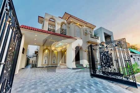 5 MARLA ULTRA LUXURY HOUSE FOR SALE