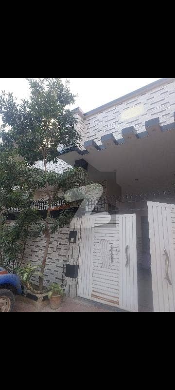 SLIGHLY USED BUNGALOW PRIME LOCATION  PRIME SECTOR  40FT WIDE ROAD  NEARBY BIN HASHIM