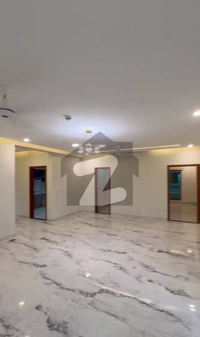 Facing Lak 3 Bed Room Apartments For Sale in Askari 11 Lahore