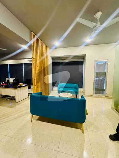 CORNER OFFICE AVAILABLE FOR RENT