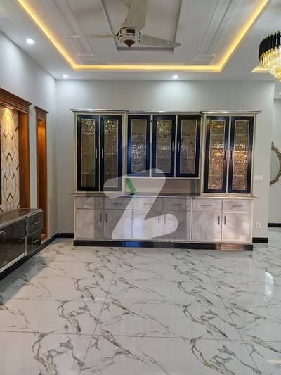 جی ۔ 13 اسلام آباد میں 2 کمروں کا 7 مرلہ زیریں پورشن 75.0 ہزار میں کرایہ پر دستیاب ہے۔