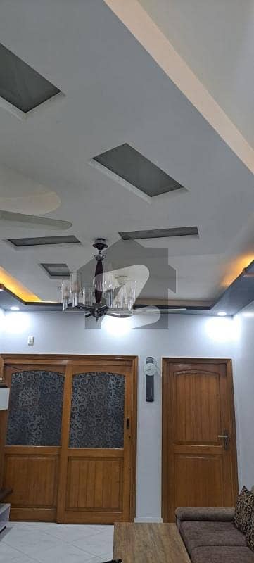 گلستانِِ جوہر ۔ بلاک 14 گلستانِ جوہر,کراچی میں 3 کمروں کا 6 مرلہ فلیٹ 2.2 کروڑ میں برائے فروخت۔