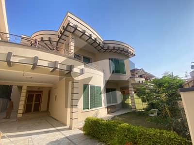 Prime Location Gulshan Abad Sector 1 1 Kanal House Up For sale