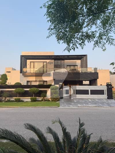 1 KANAL BRAND NEW FULLY FURNISHED MODERN HOUSE FOR SALE