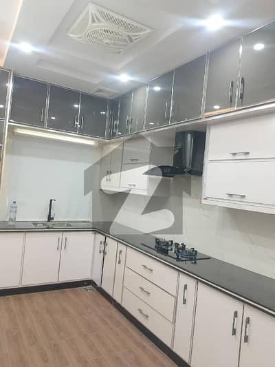 جی ۔ 14/3 جی ۔ 14,اسلام آباد میں 3 کمروں کا 14 مرلہ بالائی پورشن 1.15 لاکھ میں کرایہ پر دستیاب ہے۔