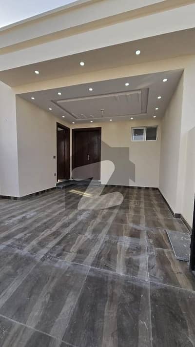 بحریہ نشیمن لاہور میں 1 کمرے کا 5 مرلہ مکان 1.08 کروڑ میں برائے فروخت۔