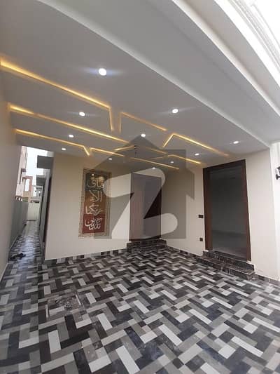 8Marla Facing Park House Available For Sale In Bahria Nasheman Lahore